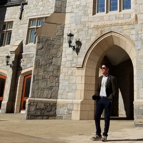 Meet your Posher, MR AYALA - Picture 3 of 3